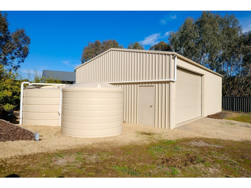 5 Merino Court, Thurgoona NSW 2640