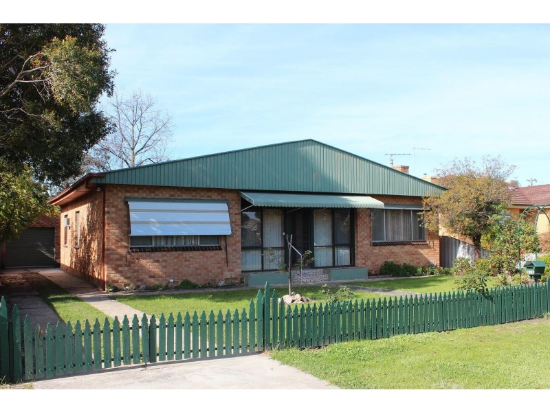 976 Tullimbar Street, North Albury NSW 2640