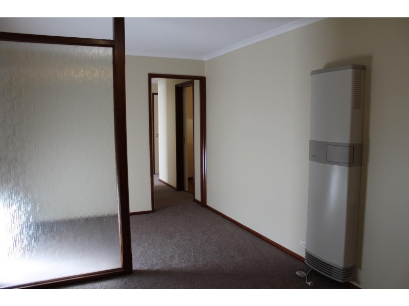 1 Budginigi Place, Thurgoona NSW 2640