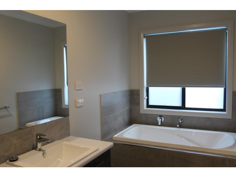 58 Lawson Circuit, Lavington NSW 2641