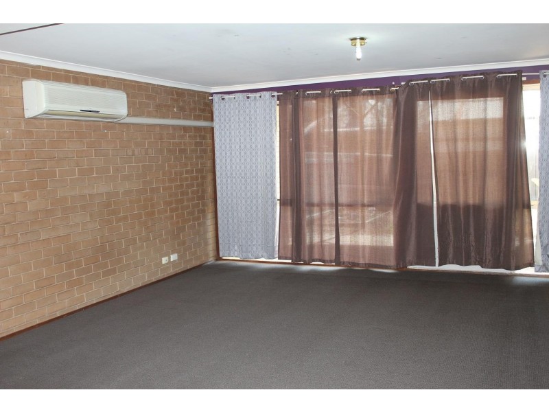 31/588 Oliver Street, Lavington NSW 2641