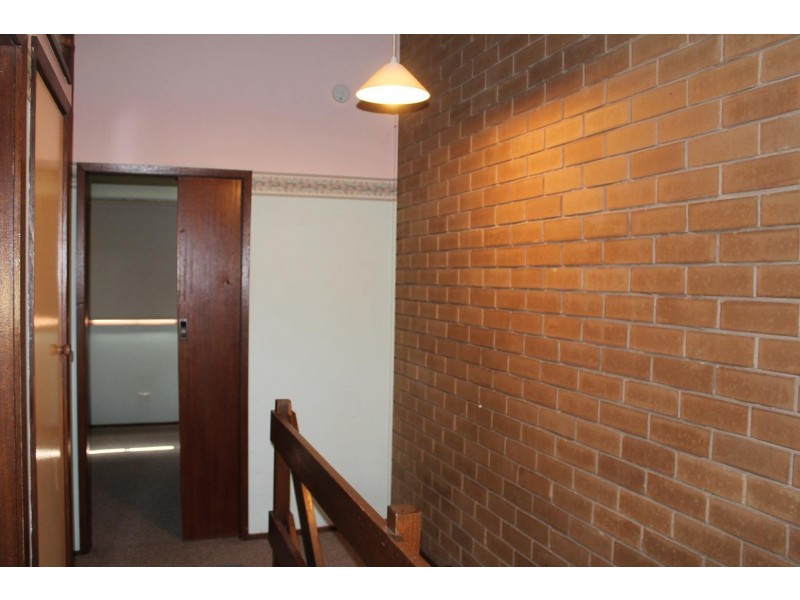 31/588 Oliver Street, Lavington NSW 2641