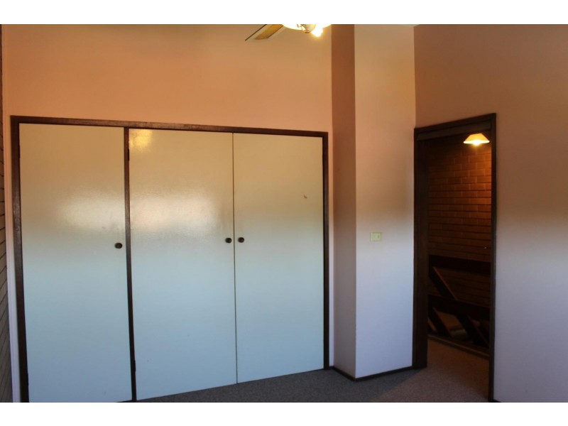 31/588 Oliver Street, Lavington NSW 2641