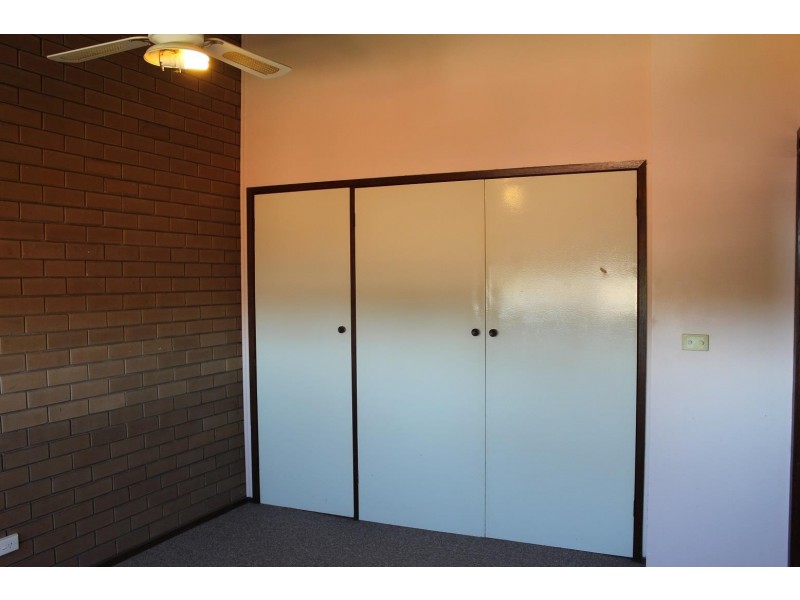 31/588 Oliver Street, Lavington NSW 2641