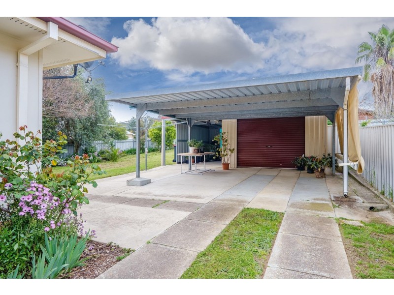 19 Waratah Crescent, West Albury NSW 2640
