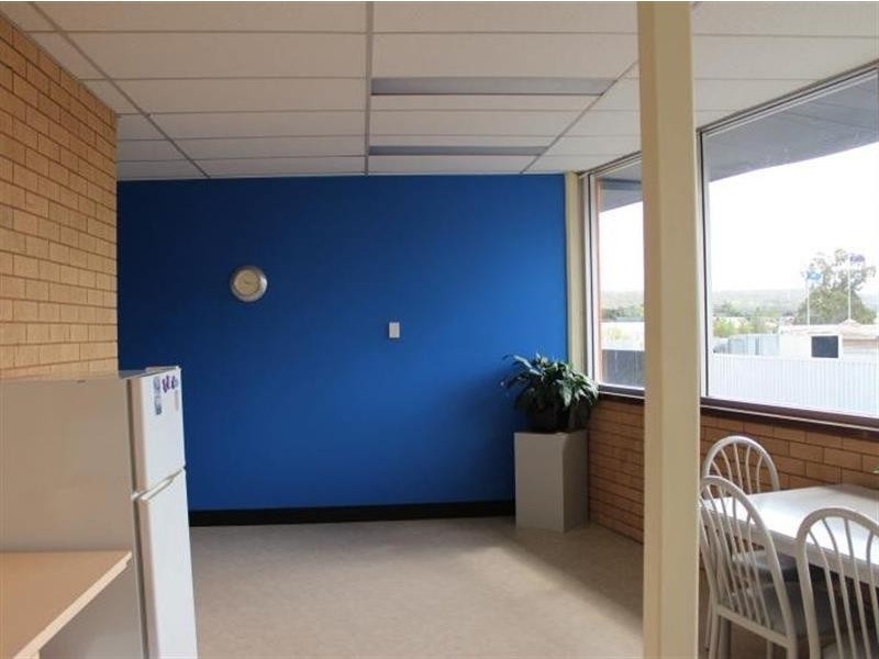 320 Urana Rd, Lavington NSW 2641