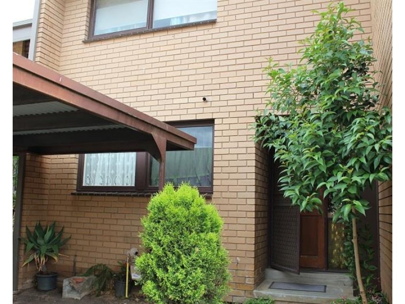 31/588 Oliver Street, Lavington NSW 2641