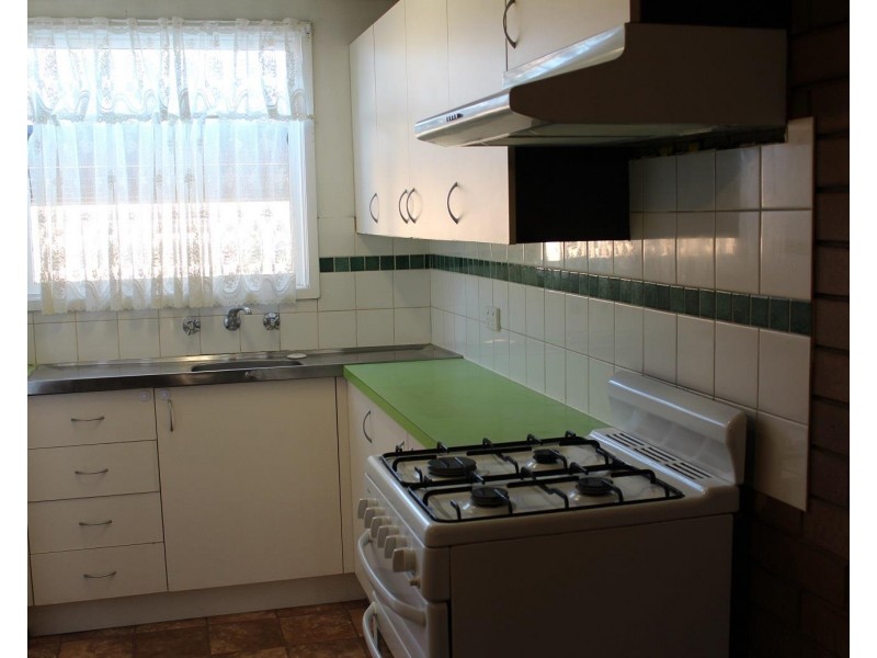 31/588 Oliver Street, Lavington NSW 2641