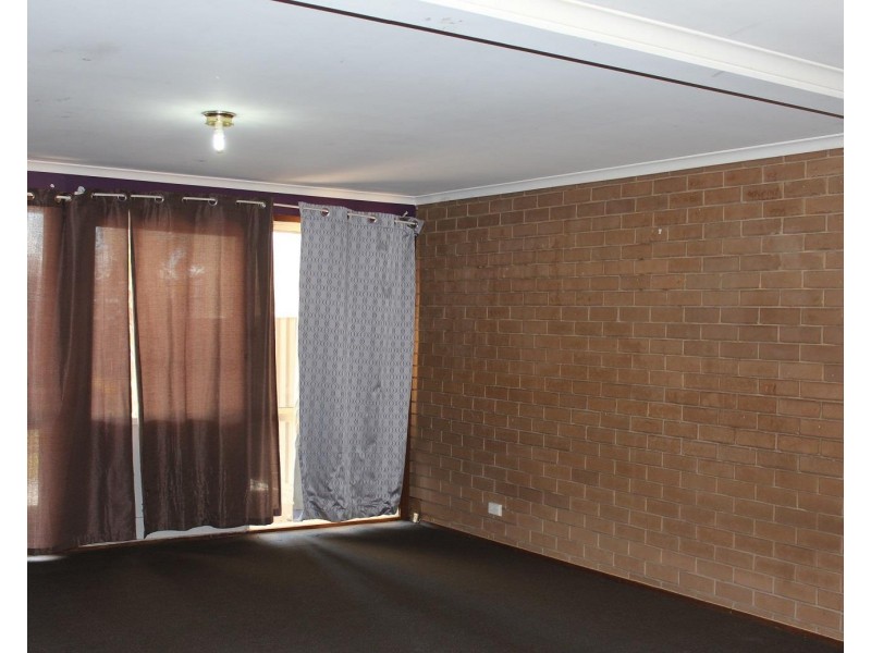 31/588 Oliver Street, Lavington NSW 2641