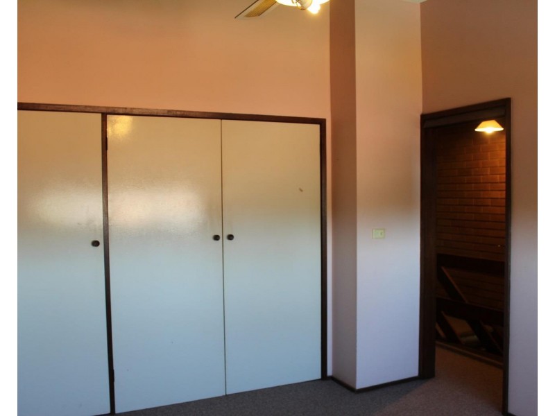 31/588 Oliver Street, Lavington NSW 2641