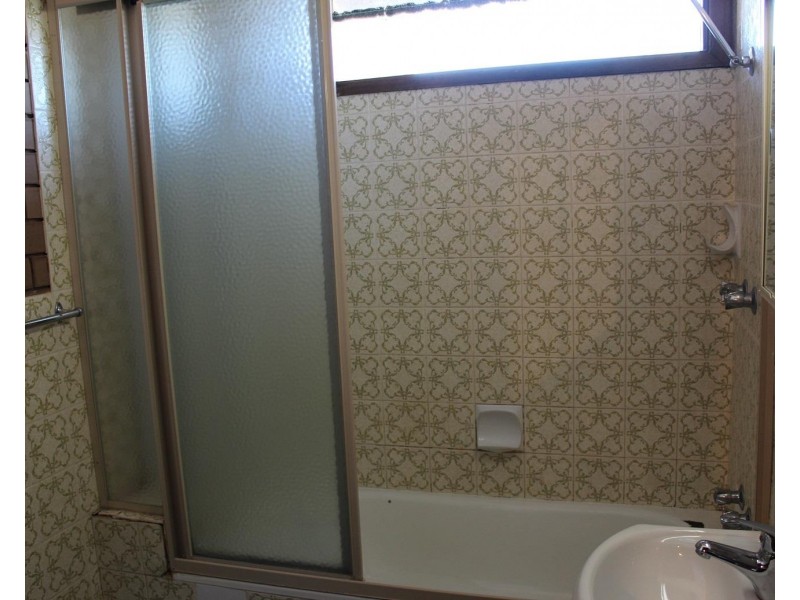 31/588 Oliver Street, Lavington NSW 2641