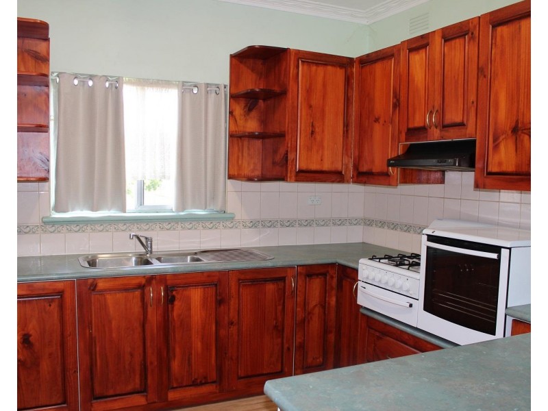 976 Tullimbar Street, North Albury NSW 2640