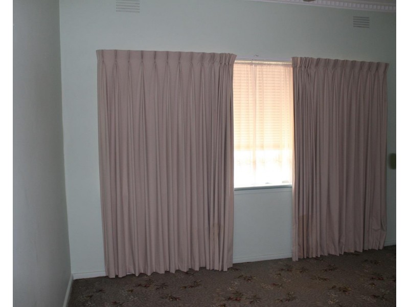 976 Tullimbar Street, North Albury NSW 2640