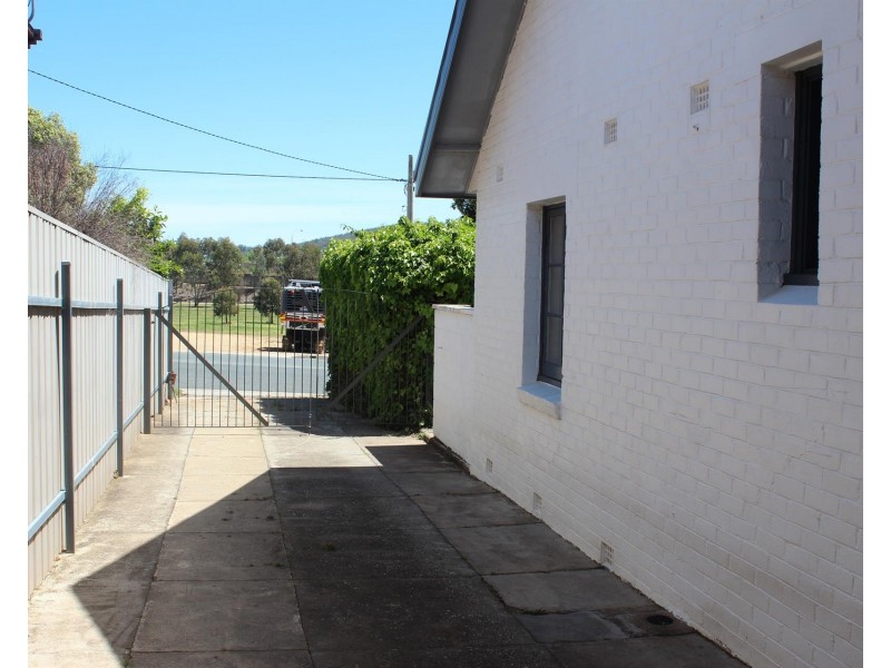 640 SHORT Street, East Albury NSW 2640