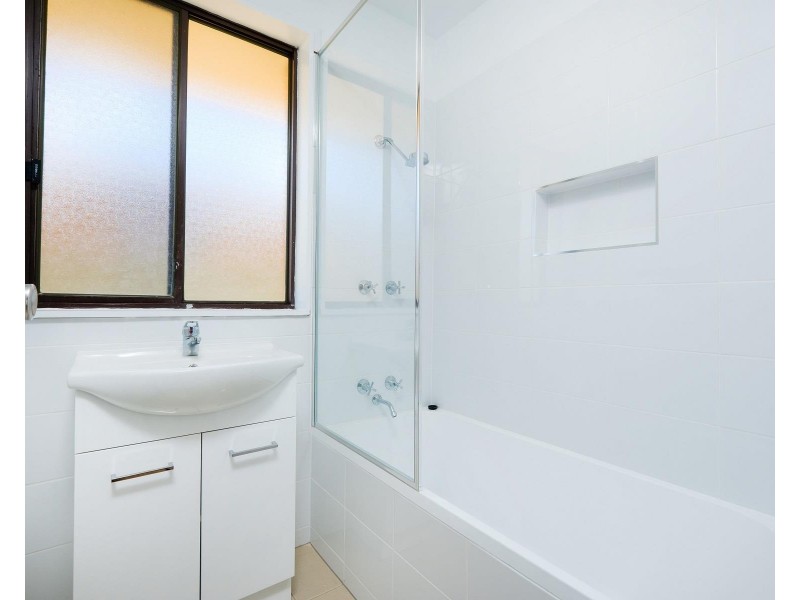 351 Kentucky Avenue, Lavington NSW 2641