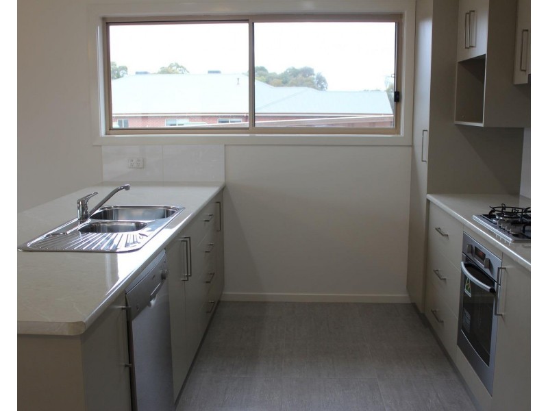 232 VICKERS Road, Lavington NSW 2641