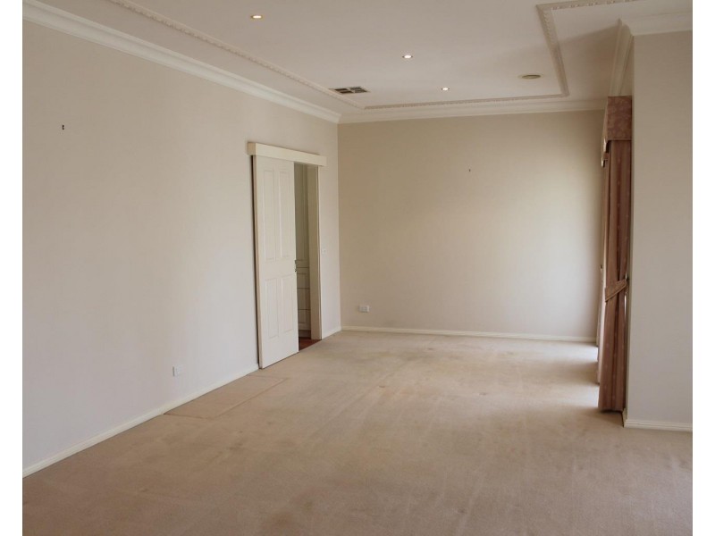 28 MARIMBA Circuit, Glenroy NSW 2640