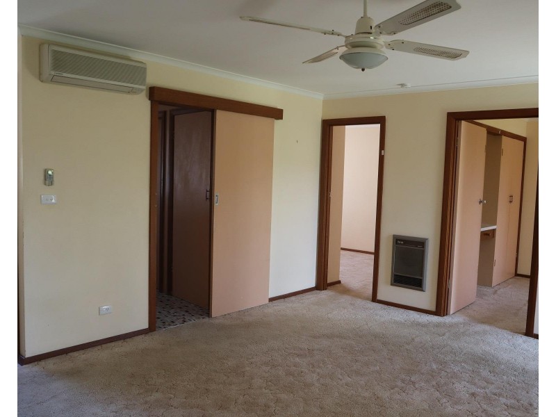 2/565 Grayfern Court, Lavington NSW 2641