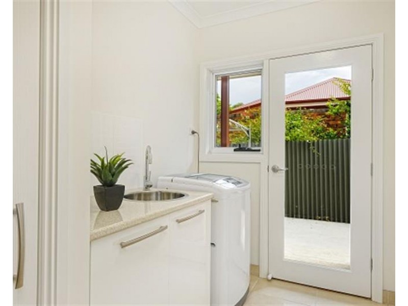 617 Elm Street, Albury NSW 2640