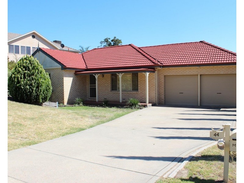 44 Grandview Terrace, East Albury NSW 2640