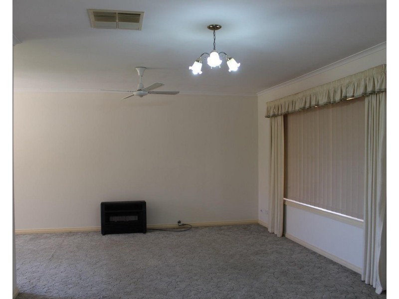 44 Grandview Terrace, East Albury NSW 2640