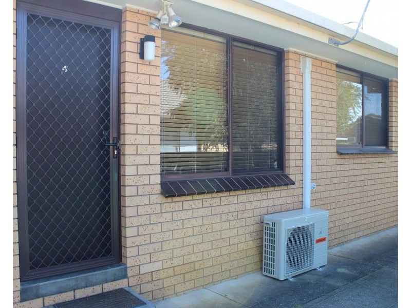 4/618 Hague Street, Lavington NSW 2641