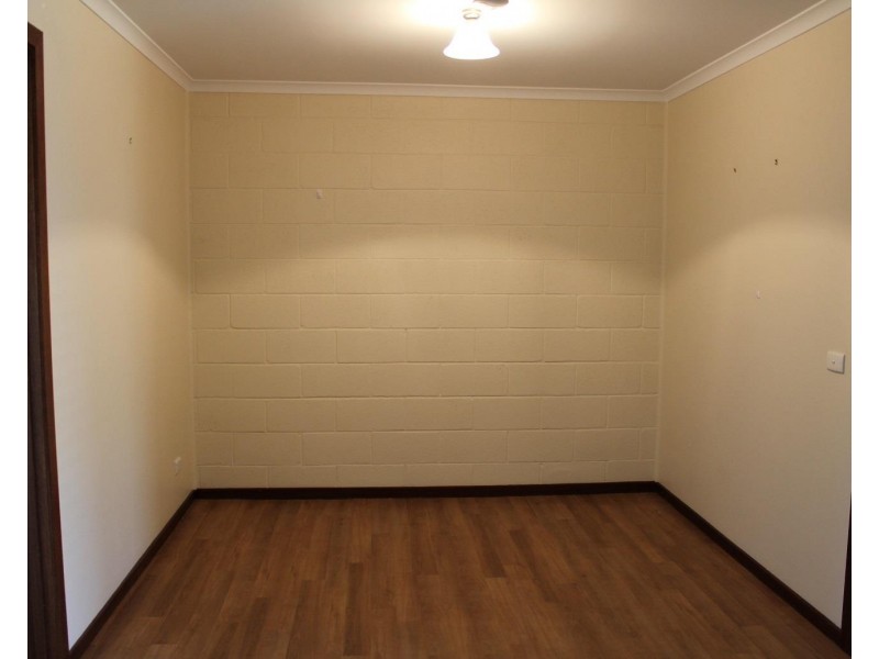 4/618 Hague Street, Lavington NSW 2641