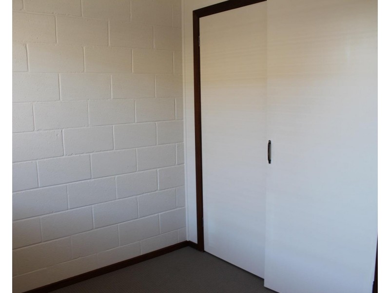 4/618 Hague Street, Lavington NSW 2641