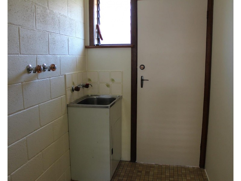 4/618 Hague Street, Lavington NSW 2641