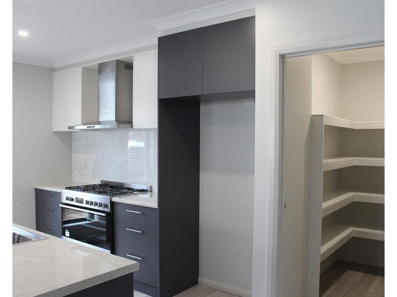 58 Lawson Circuit, Lavington NSW 2641