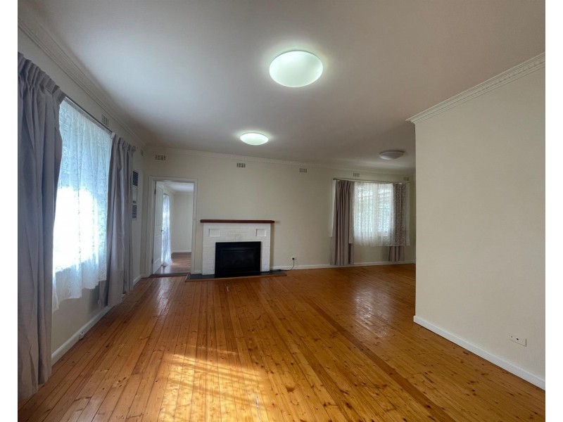 303 FALLON Street, North Albury NSW 2640