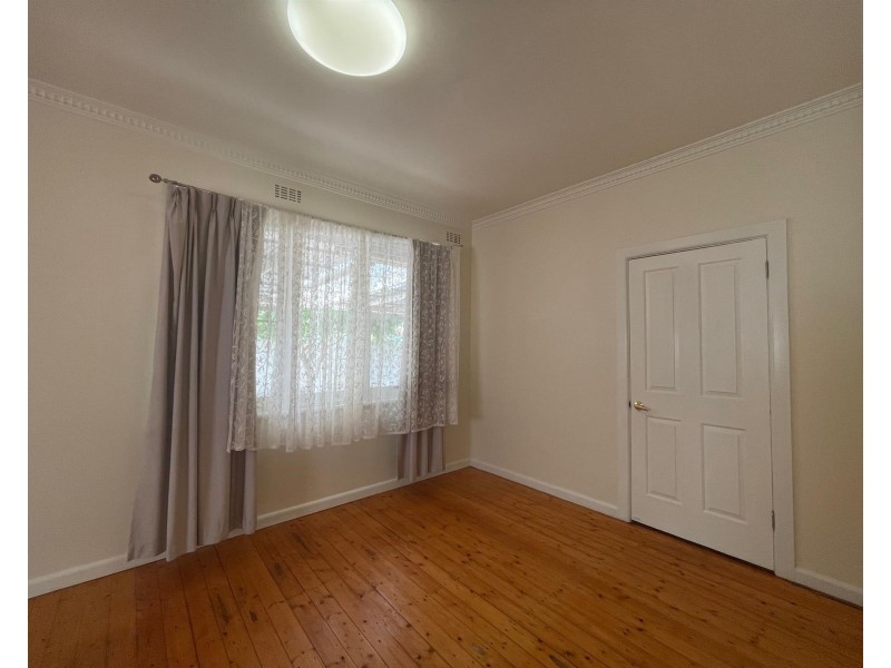 303 FALLON Street, North Albury NSW 2640