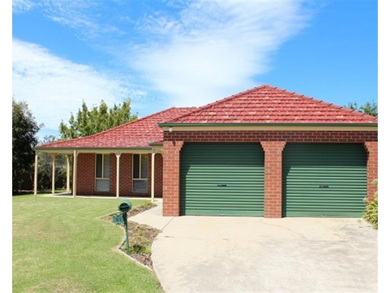 21 Palm Drive, East Albury NSW 2640