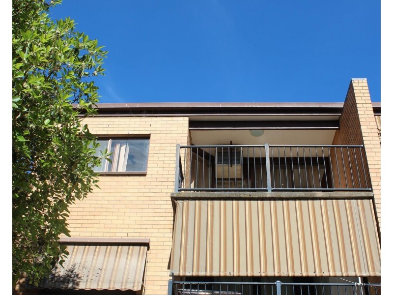 9/429 MCDONALD Road, Lavington NSW 2641