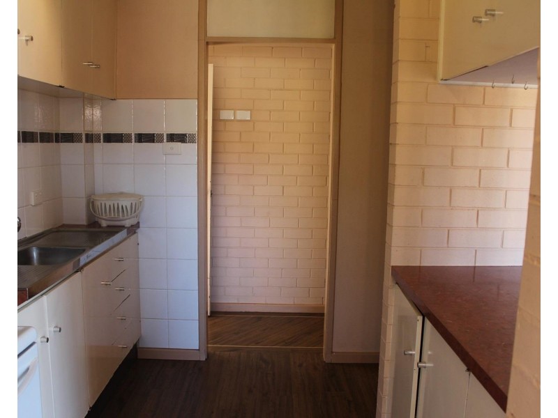 9/429 MCDONALD Road, Lavington NSW 2641