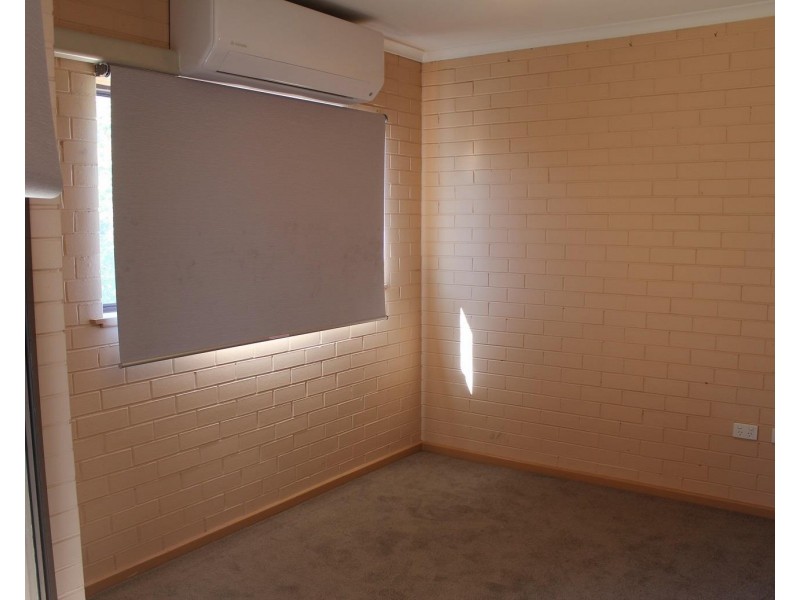 9/429 MCDONALD Road, Lavington NSW 2641