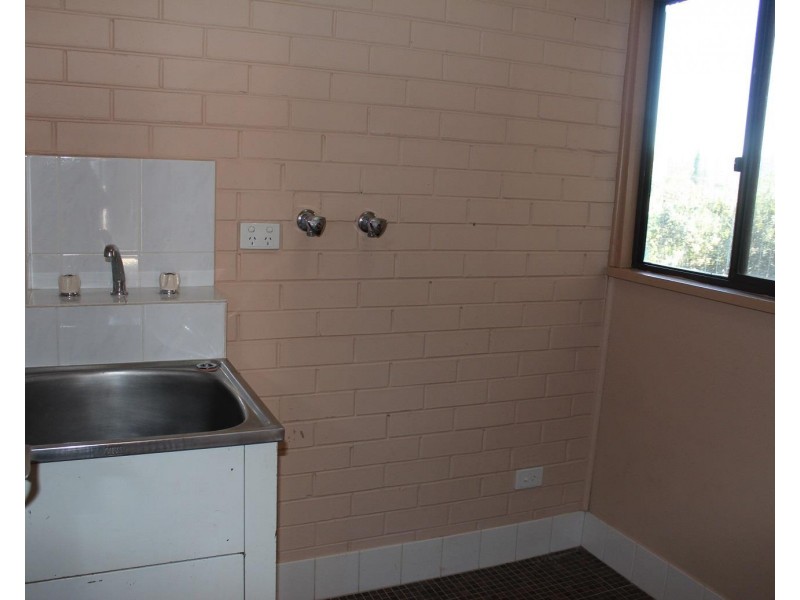 9/429 MCDONALD Road, Lavington NSW 2641