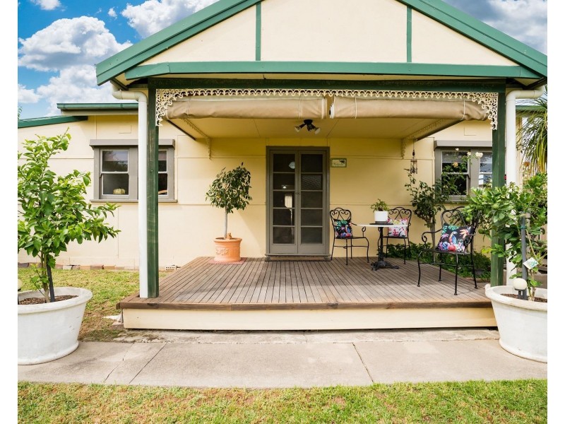 262 OLIVE Street, South Albury NSW 2640