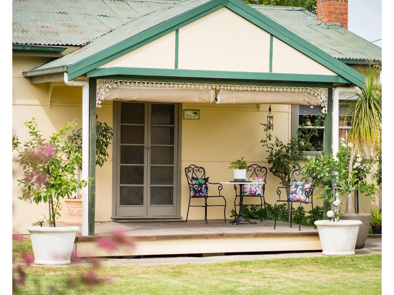 262 OLIVE Street, South Albury NSW 2640