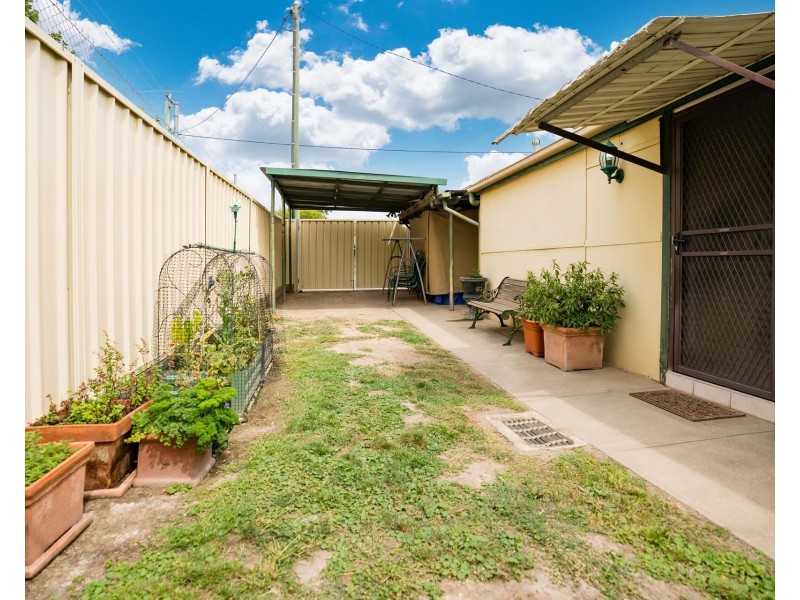 262 OLIVE Street, South Albury NSW 2640