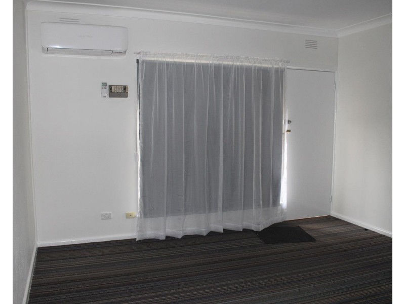 2/11 Mulqueeney Street, Wodonga VIC 3690