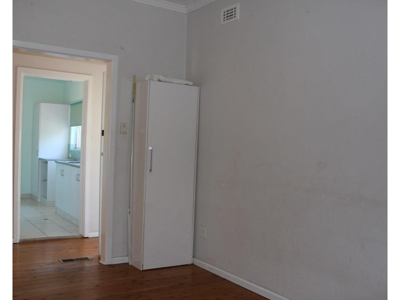 415 OLIVE Street, South Albury NSW 2640