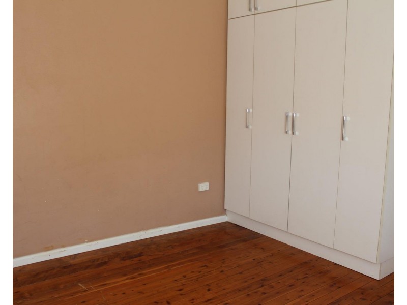 415 OLIVE Street, South Albury NSW 2640