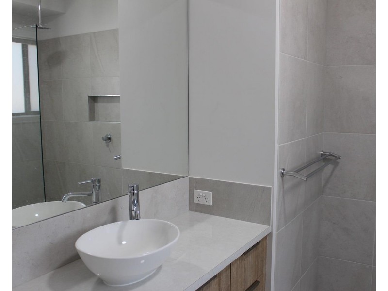 9 CLEARWATER Place, Thurgoona NSW 2640