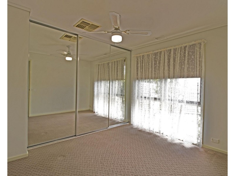 7 GILBUL Way, Springdale Heights NSW 2641