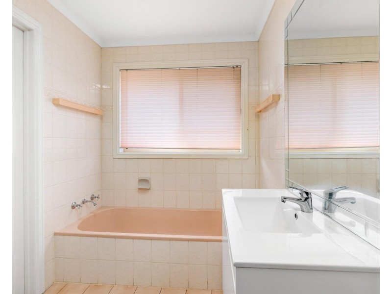 1/25 Harvey Court, Glenroy NSW 2640