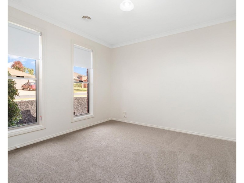 6 Firetail Street, Thurgoona NSW 2640