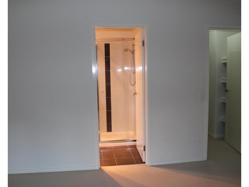 25 Kurrajong Crescent, West Albury NSW 2640