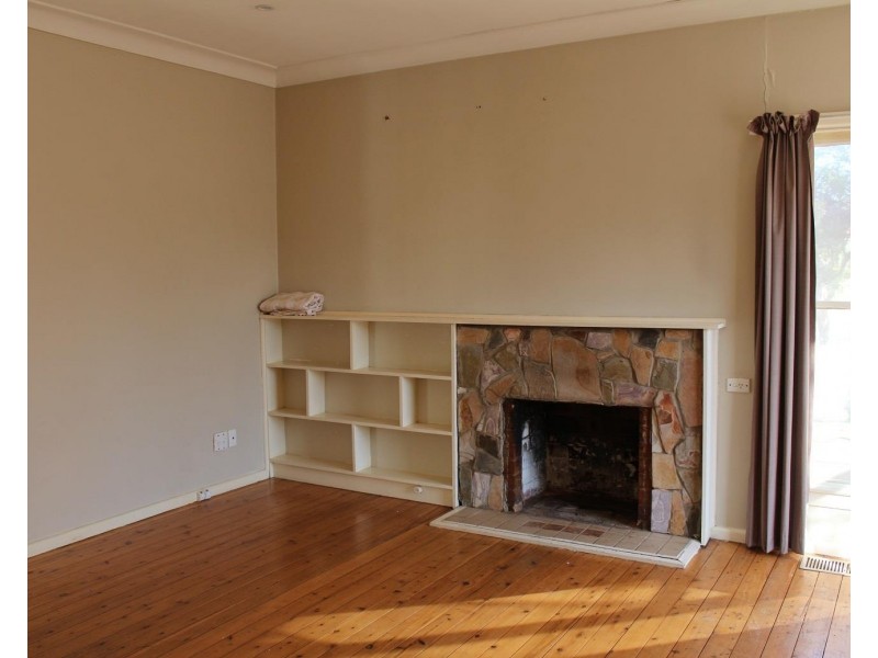 1084 Bralgon Street, North Albury NSW 2640