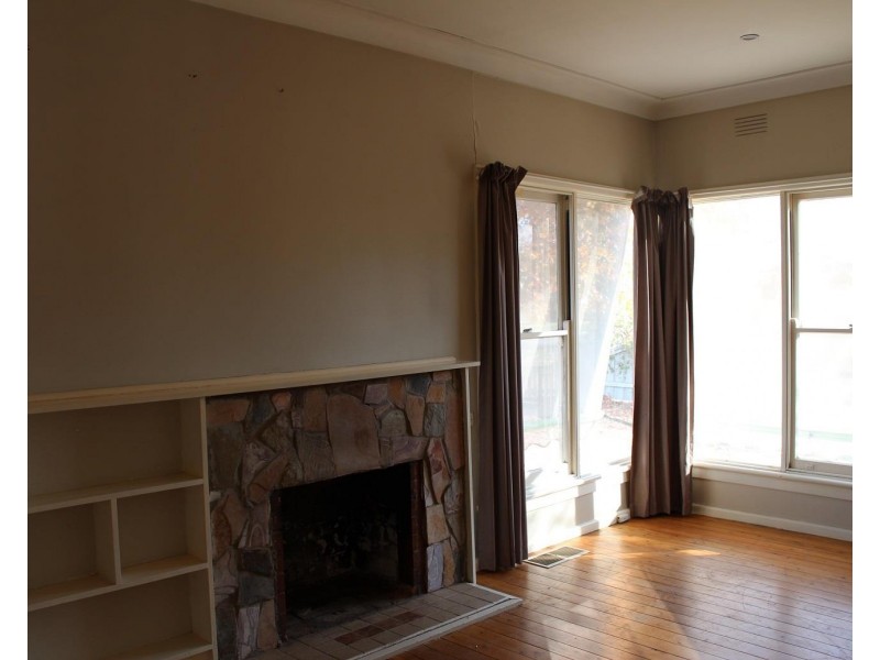 1084 Bralgon Street, North Albury NSW 2640